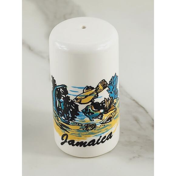 Jamaica Salt & Pepper Shakers Souvenir 3 1/4" White Porcelain Ocean Fish Design - Picture 3 of 11